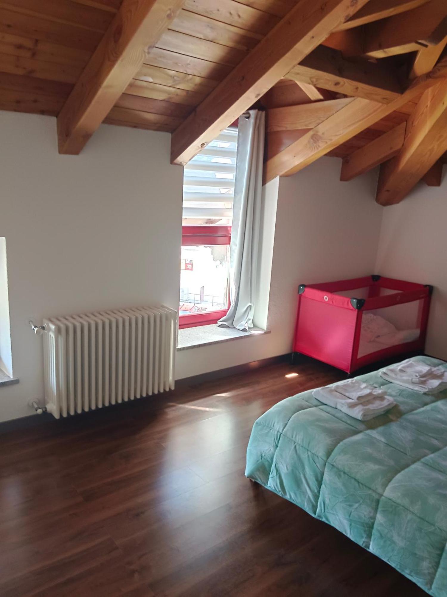 Апартаменти Liberty House Alps Шатійон Екстер'єр фото