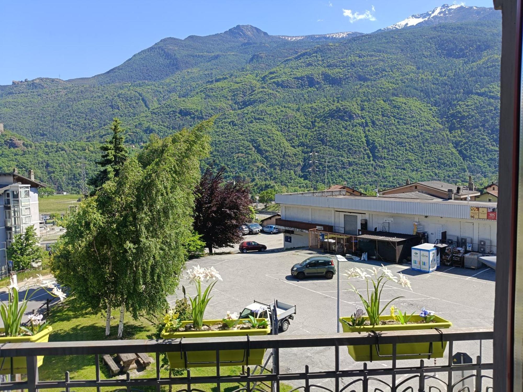 Апартаменти Liberty House Alps Шатійон Екстер'єр фото